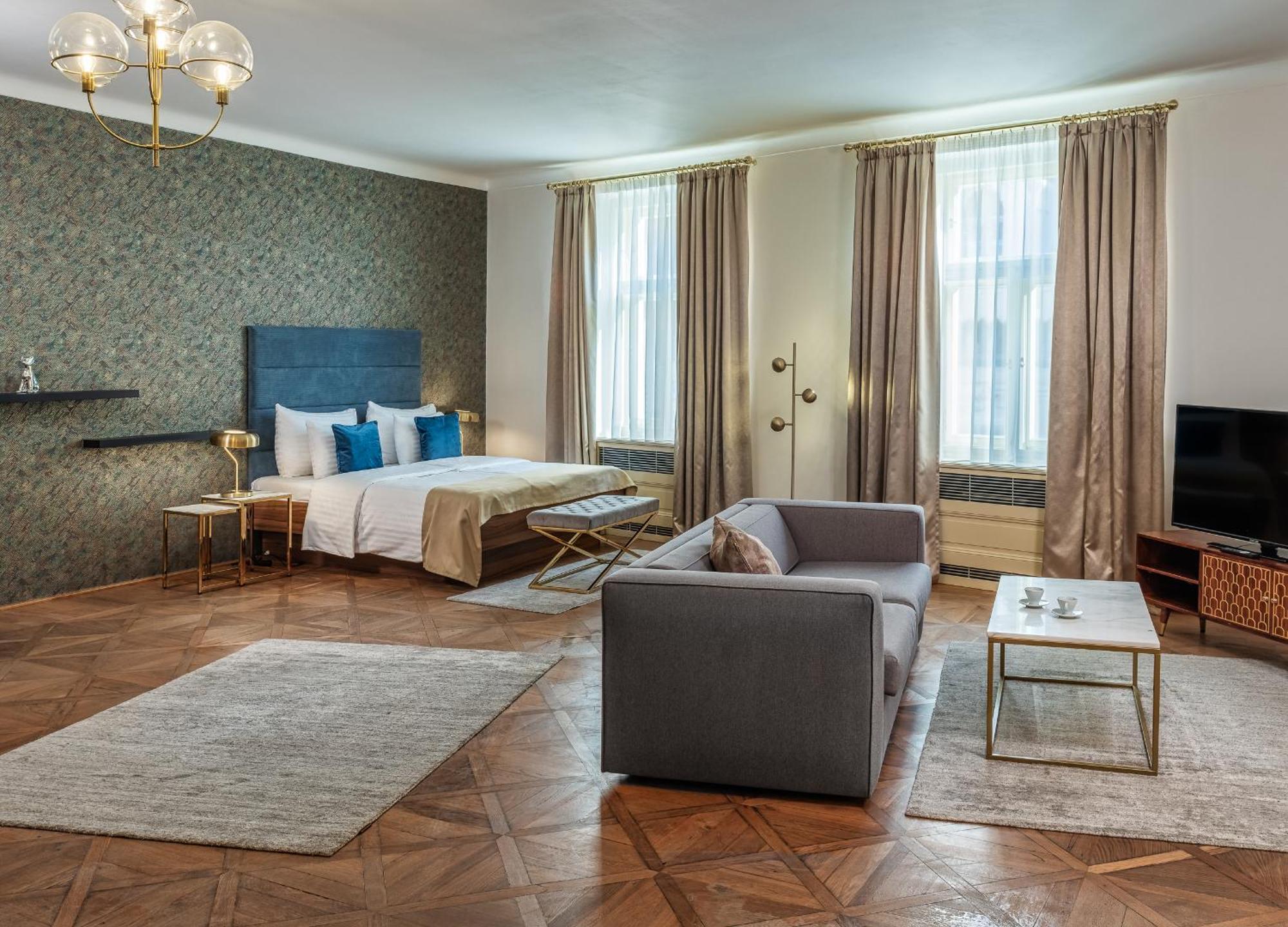 Golden Angel By Adrez 4* Prague